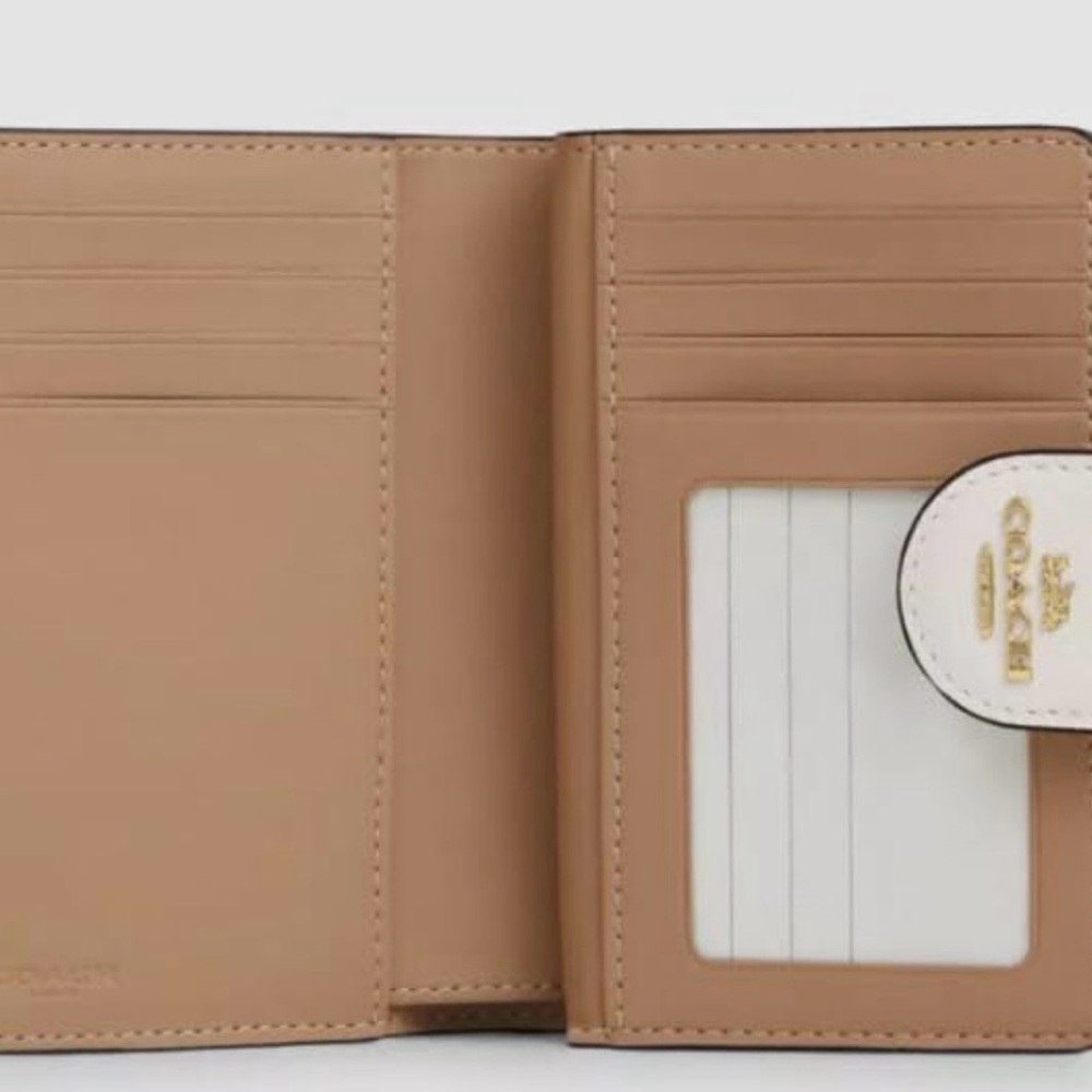 COACH Medium Corner Zip Signature Rivet Wallet - Picture 2 of 5